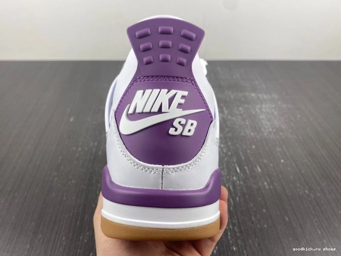 DR5415-150 Retro SB Jordan 4 0709